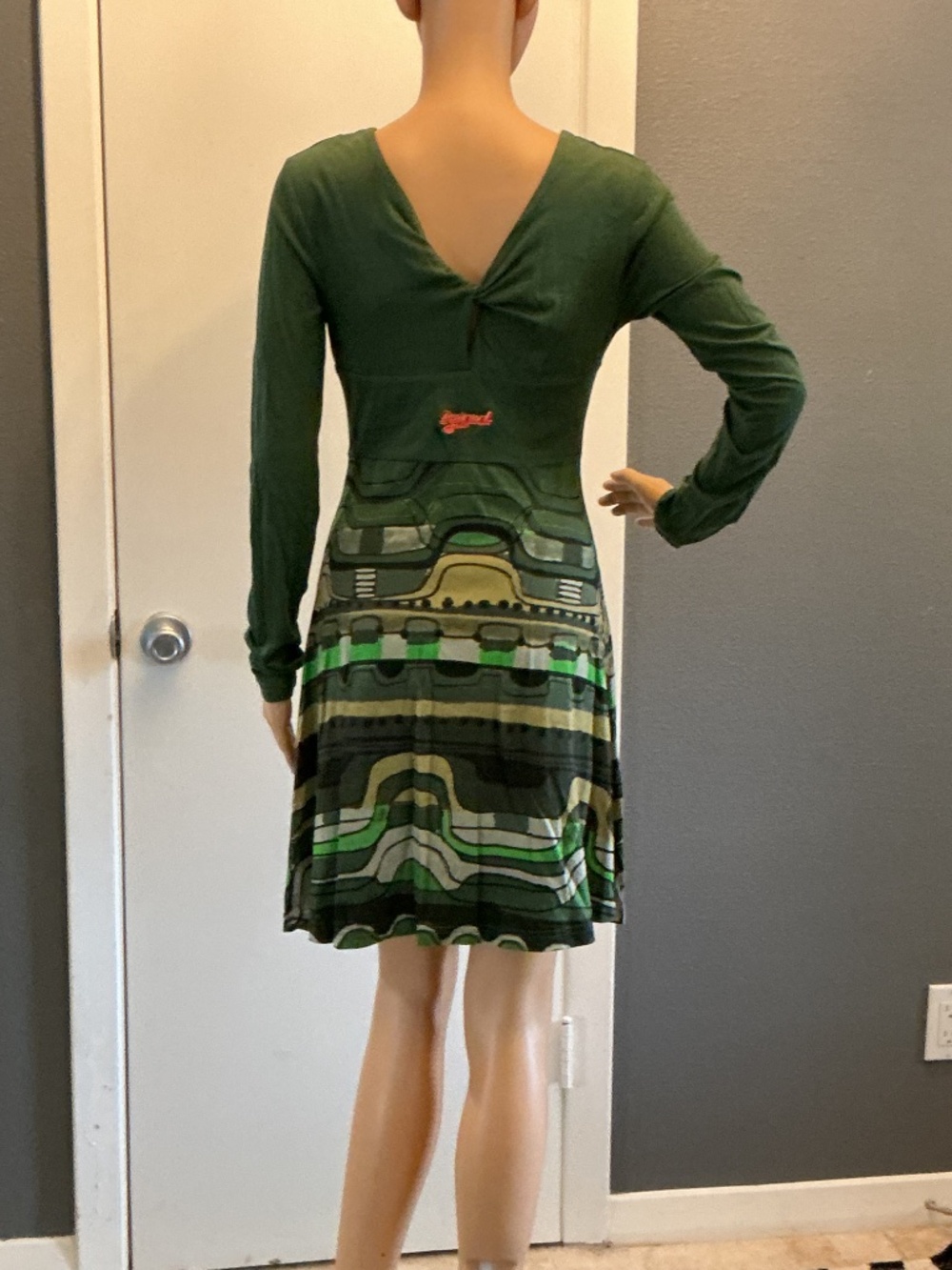 Desigual Dress Green Twist front S - Picture 5 of 8